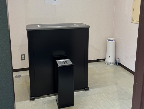 喫煙専用ルーム